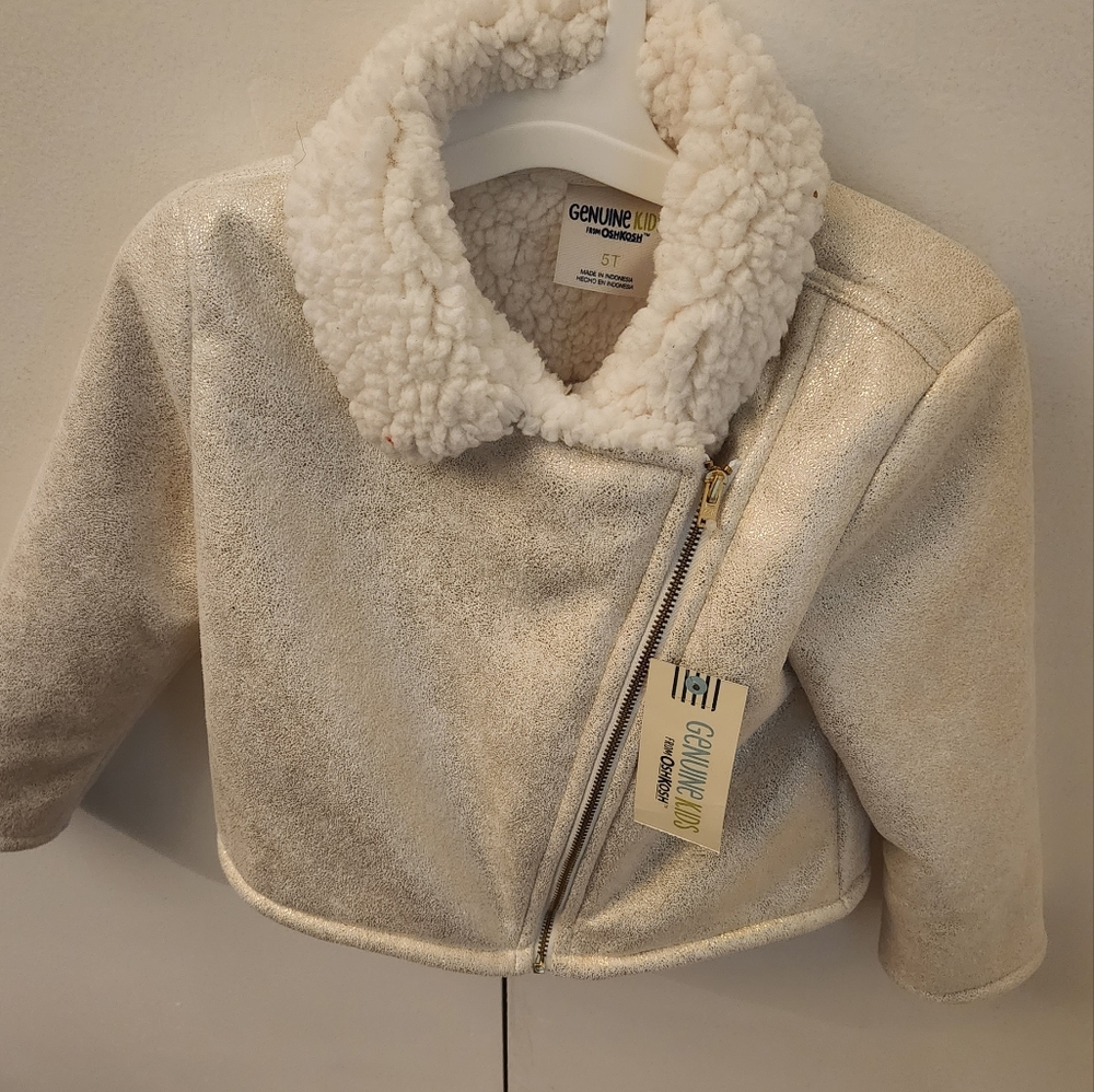 NWT Genuine Kids moto style coat with fur